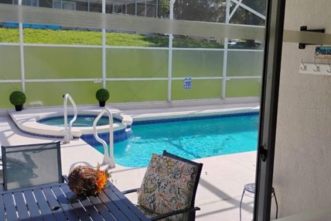 House in Davenport, Florida 4 bedrooms, 135.36 sq.m. № 2393910 - photo 19