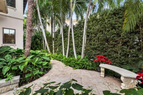 Villa ou maison à vendre à Palm Beach, Floride: 4 chambres, 284.93 m2 № 2087747 - photo 3