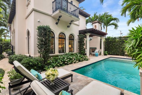 Villa ou maison à Palm Beach, Floride 4 chambres, 284.93 m2 № 2087747