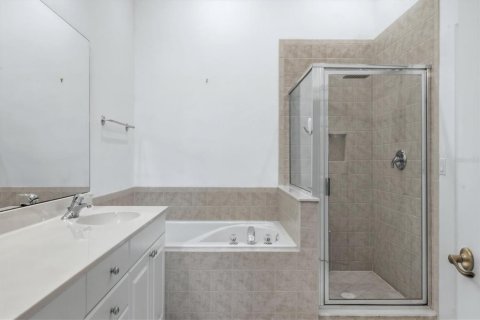 Condo in Port Charlotte, Florida, 3 bedrooms  № 2398560 - photo 24