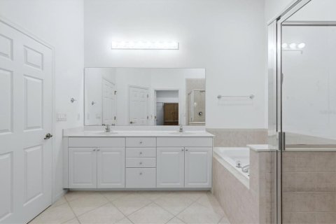 Condo in Port Charlotte, Florida, 3 bedrooms  № 2398560 - photo 21