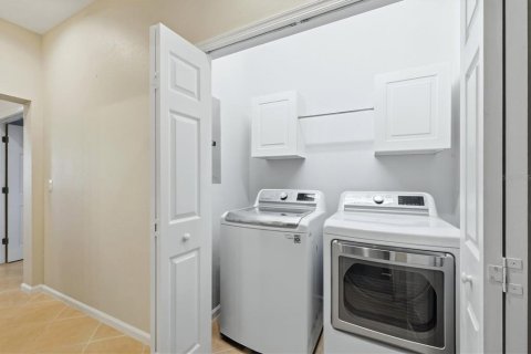 Condo in Port Charlotte, Florida, 3 bedrooms  № 2398560 - photo 28
