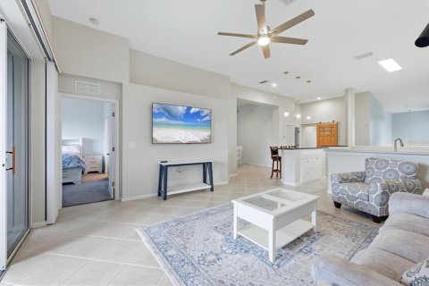 Condo in Port Charlotte, Florida, 3 bedrooms  № 2398560 - photo 11