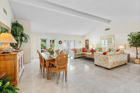 Villa ou maison à vendre à Boynton Beach, Floride: 3 chambres, 214.98 m2 № 2145982 - photo 9