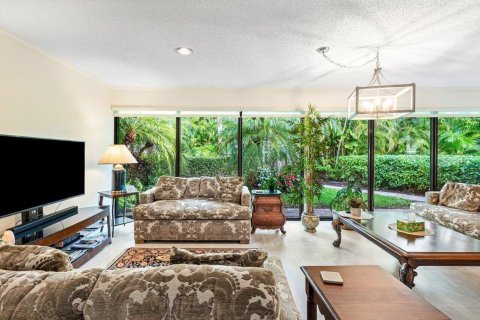 Villa ou maison à vendre à Boynton Beach, Floride: 3 chambres, 214.98 m2 № 2145982 - photo 11