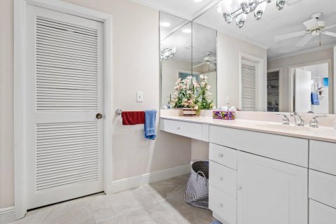 Villa ou maison à vendre à Boynton Beach, Floride: 3 chambres, 214.98 m2 № 2145982 - photo 19