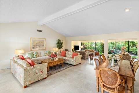 Villa ou maison à vendre à Boynton Beach, Floride: 3 chambres, 214.98 m2 № 2145982 - photo 3