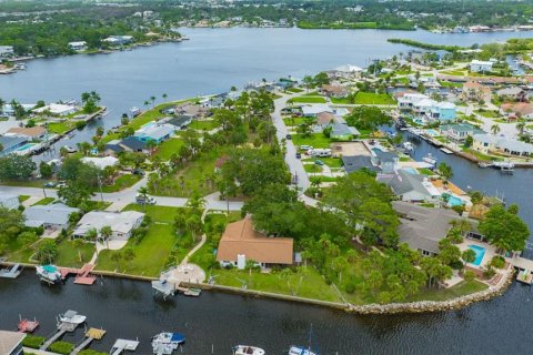 Casa en venta en Port Richey, Florida, 3 dormitorios, 186.36 m2 № 1813436 - foto 5