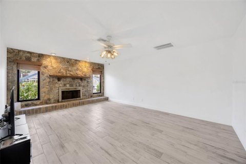 Casa en venta en Port Richey, Florida, 3 dormitorios, 186.36 m2 № 1813436 - foto 23