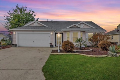 Villa ou maison à The Villages, Floride 3 chambres, 159.33 m2 № 2098513