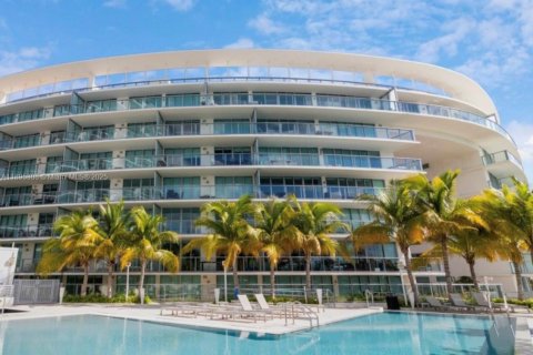 Condominio en alquiler en Miami Beach, Florida, 2 dormitorios, 88.44 m2 № 1947599 - foto 19