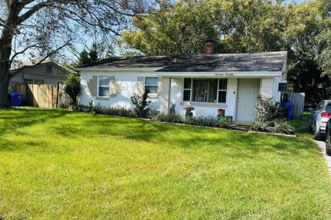 House in Lakeland, Florida 2 bedrooms, 113.25 sq.m. № 1907165 - photo 2