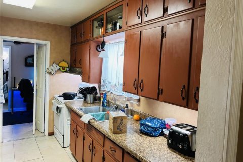House in Lakeland, Florida 2 bedrooms, 113.25 sq.m. № 1907165 - photo 17