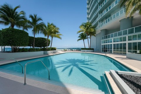 Condo in Miami, Florida, 1 bedroom  № 1979023 - photo 5