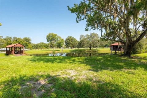House in Land O' Lakes, Florida 3 bedrooms, 209.22 sq.m. № 2219672 - photo 16