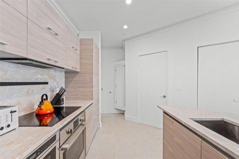 Снять в аренду кондоминиум в Майами, Флорида 2 спальни, 92.81м2, № 2173037 - фото 21