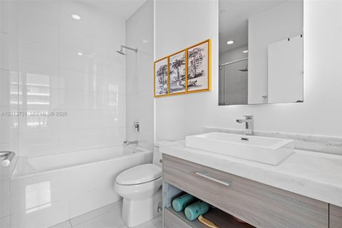 Снять в аренду кондоминиум в Майами, Флорида 2 спальни, 92.81м2, № 2173037 - фото 29