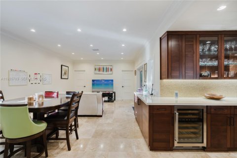 House in Pinecrest, Florida 5 bedrooms, 427.16 sq.m. № 1988052 - photo 22
