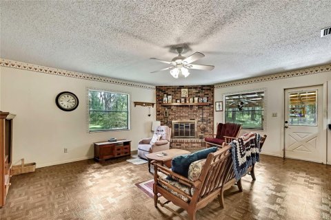 House in Brooksville, Florida 3 bedrooms, 155.89 sq.m. № 2111599 - photo 22