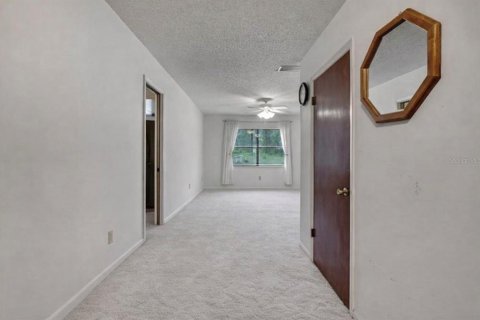 House in Brooksville, Florida 3 bedrooms, 155.89 sq.m. № 2111599 - photo 8