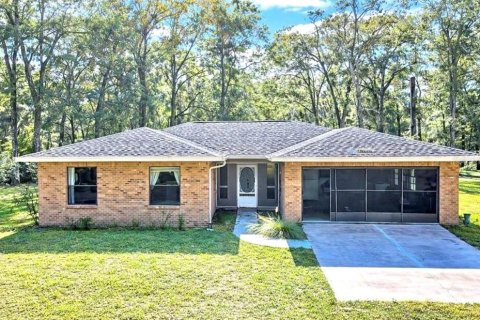 Casa en Brooksville, Florida 3 dormitorios, 155.89 m2 № 2111599
