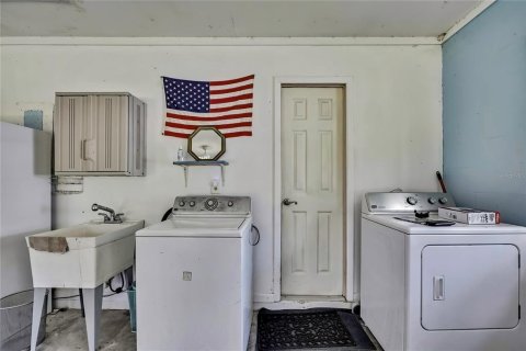 House in Brooksville, Florida 3 bedrooms, 155.89 sq.m. № 2111599 - photo 30