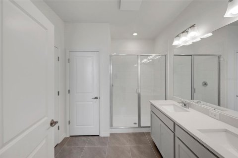 Townhouse in Apollo Beach, Florida 3 bedrooms, 164.72 sq.m. № 2220908 - photo 11