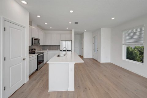 Townhouse in Apollo Beach, Florida 3 bedrooms, 164.72 sq.m. № 2220908 - photo 3