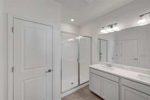 Townhouse in Apollo Beach, Florida 3 bedrooms, 164.72 sq.m. № 2220908 - photo 12