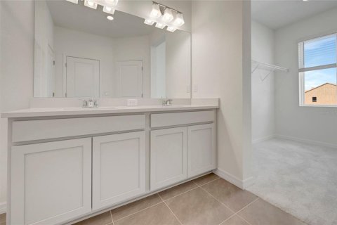 Townhouse in Apollo Beach, Florida 3 bedrooms, 164.72 sq.m. № 2220908 - photo 13