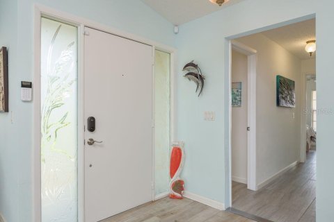 House in New Port Richey, Florida 3 bedrooms, 185.62 sq.m. № 1856775 - photo 6