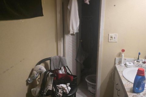 Condominio en venta en Lauderhill, Florida, 1 dormitorio, 57.97 m2 № 2192574 - foto 4