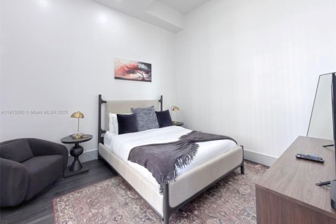 Condominio en venta en Miami, Florida, 2 dormitorios, 99.59 m2 № 2017136 - foto 11