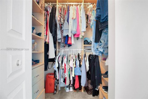 Купить кондоминиум в Форт-Лодердейл, Флорида 2 спальни, 111.48м2, № 1997435 - фото 11