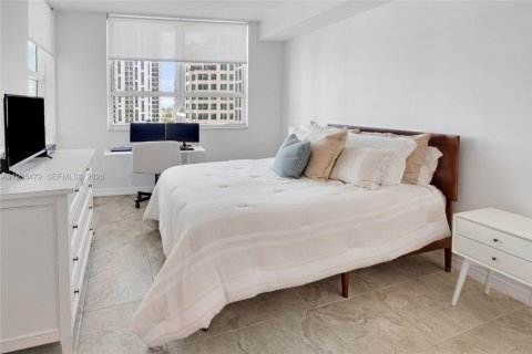 Купить кондоминиум в Форт-Лодердейл, Флорида 2 спальни, 111.48м2, № 1997435 - фото 14