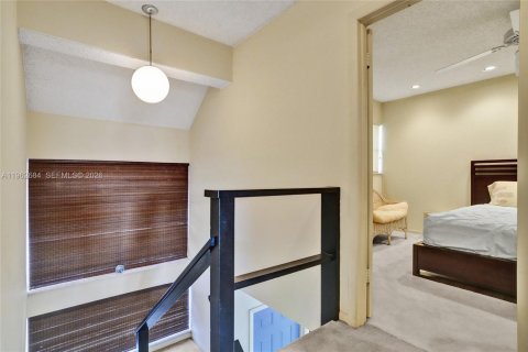 Купить таунхаус в Майами, Флорида 3 спальни, 137.68м2, № 2023711 - фото 19