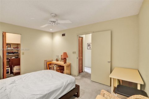 Купить таунхаус в Майами, Флорида 3 спальни, 137.68м2, № 2023711 - фото 22