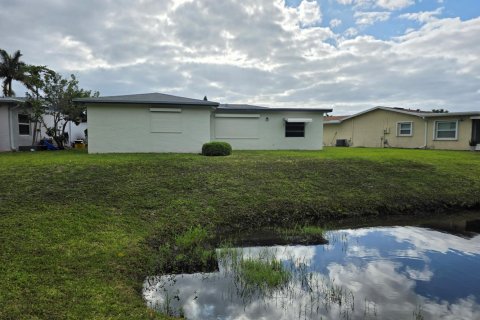 Casa en alquiler en Delray Beach, Florida, 2 dormitorios, 150.32 m2 № 2088265 - foto 13