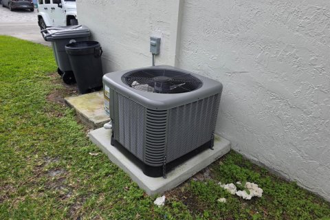 Casa en alquiler en Delray Beach, Florida, 2 dormitorios, 150.32 m2 № 2088265 - foto 12