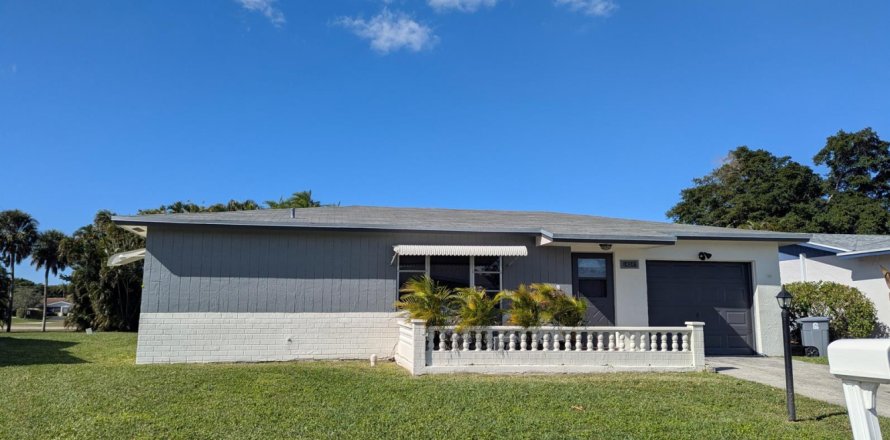 Casa en Delray Beach, Florida 2 dormitorios, 150.32 m2 № 2088265
