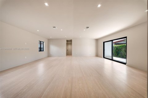 Снять в аренду виллу или дом в Майами, Флорида 3 спальни, 196.95м2, № 2005555 - фото 14