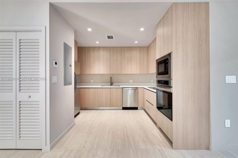 Снять в аренду виллу или дом в Майами, Флорида 3 спальни, 196.95м2, № 2005555 - фото 7