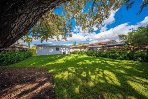 Снять в аренду виллу или дом в Майами, Флорида 3 спальни, 196.95м2, № 2005555 - фото 22