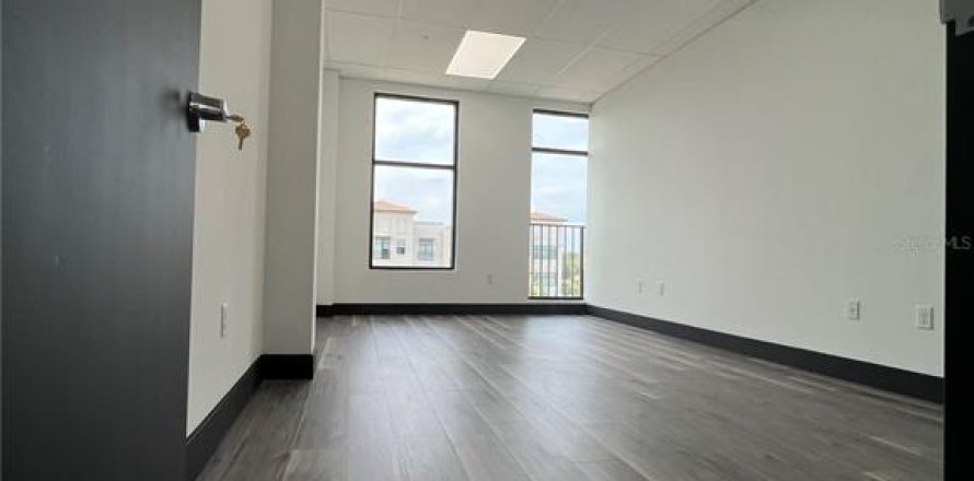 Propiedad comercial en Orlando, Florida 70.98 m2 № 1810570