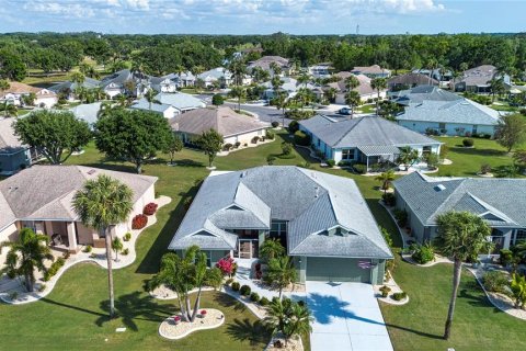 House in Sun City Center, Florida 2 bedrooms, 187.11 sq.m. № 1626284 - photo 3