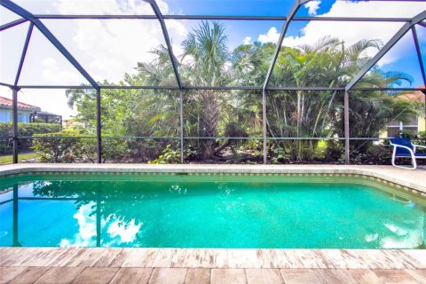 House in Punta Gorda, Florida 2 bedrooms, 118.82 sq.m. № 2324112 - photo 21