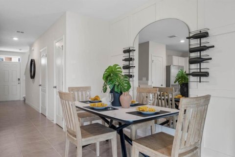 Townhouse in Lake Wales, Florida 3 bedrooms, 135.92 sq.m. № 1777001 - photo 13