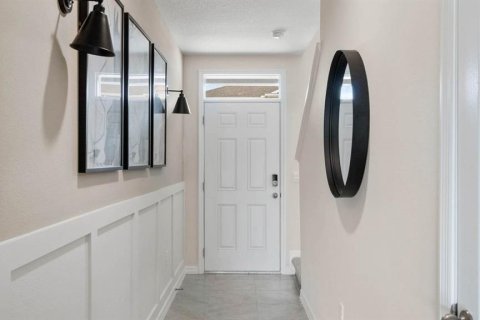 Townhouse in Lake Wales, Florida 3 bedrooms, 135.92 sq.m. № 1777001 - photo 2