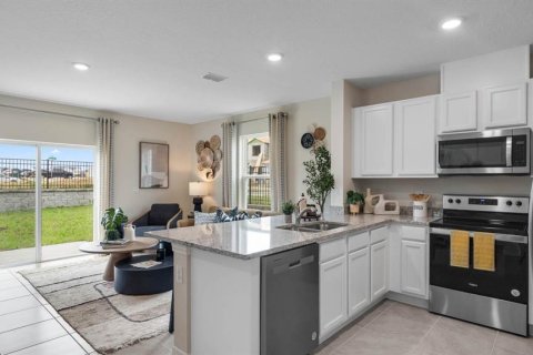 Townhouse in Lake Wales, Florida 3 bedrooms, 135.92 sq.m. № 1777001 - photo 10