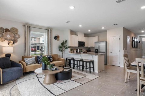 Townhouse in Lake Wales, Florida 3 bedrooms, 135.92 sq.m. № 1777001 - photo 5